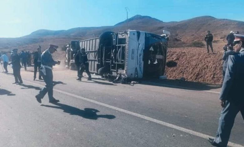 دراجة نارية تتسبب في إنقلاب حافلة بجرادة وهذه حصيلة الضحايا