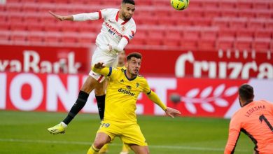 نادي إشبيلية يناقش عروض النصيري