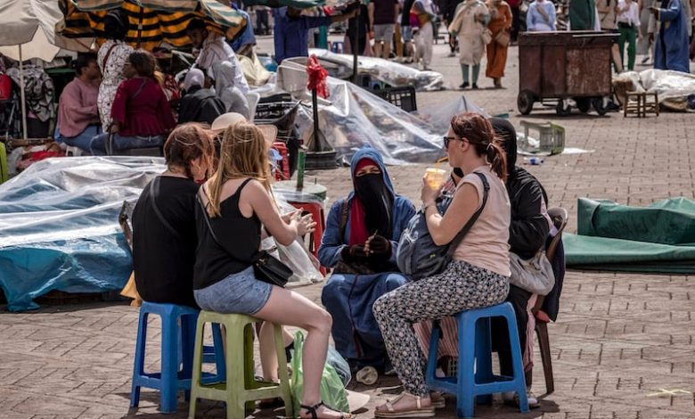 قطاع السياحة يرفع الدينامية الاقتصادية في المملكة ويخفف من قسوة البطالة