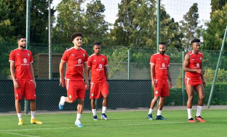 الأولمبي يجري آخر حصة تدريبية بالمغرب