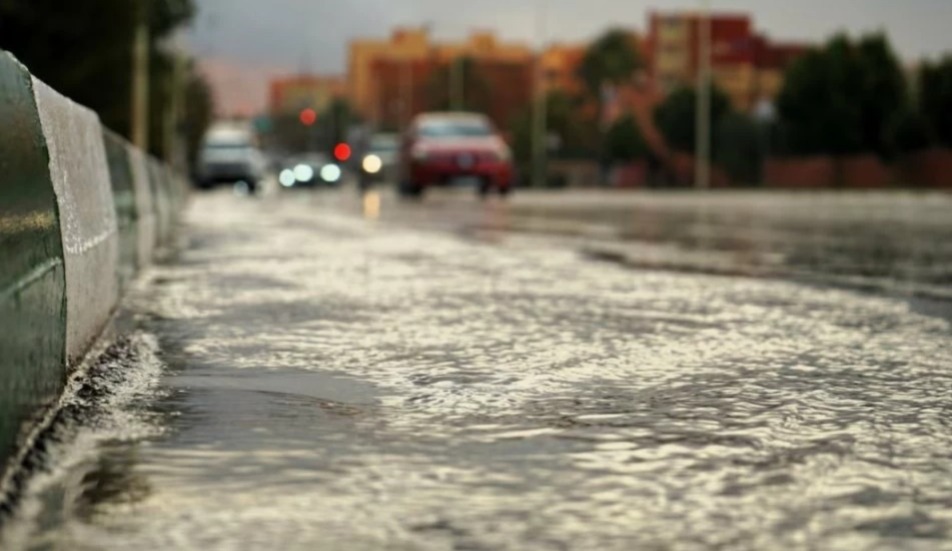 أمطار قوية اليوم الجمعة بعدد من مناطق المملكة